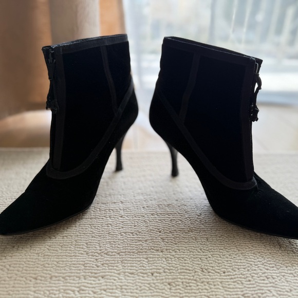 BOTTEGA VENETA Women Black Suede Ankle Boots, 3" heels,Size 37, Authentic - Picture 8 of 14